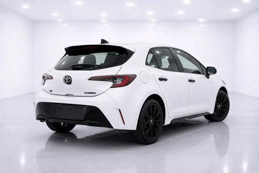 White 2020 Toyota Corolla Hatchback SE