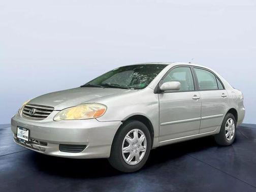 2004 Toyota Corolla LE