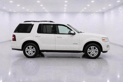 White 2010 Ford Explorer Limited