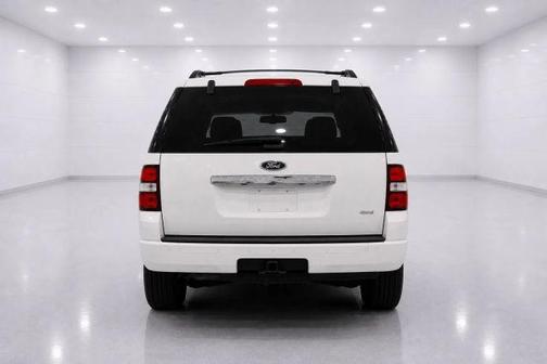 White 2010 Ford Explorer Limited