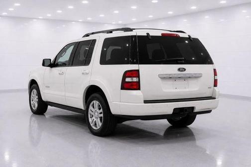 White 2010 Ford Explorer Limited