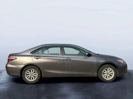 2017 Toyota Camry XSE