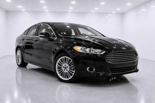 Black 2016 Ford Fusion Titanium