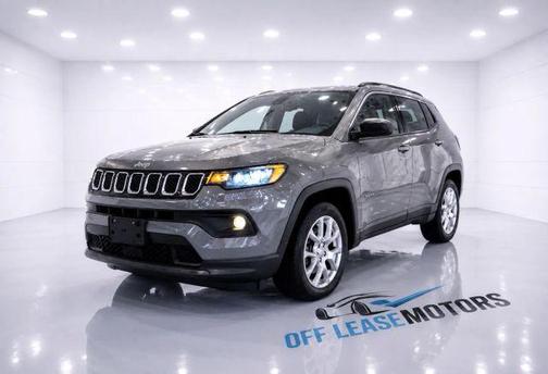 Gray 2023 Jeep Compass Latitude Lux