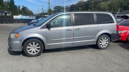 2014 Chrysler Town & Country Touring
