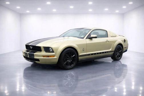 2005 Ford Mustang Premium