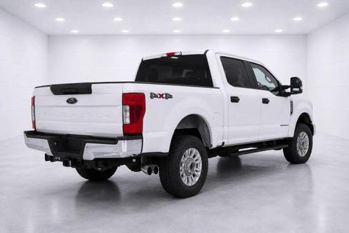 White 2022 Ford F-250 XLT