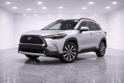 2025 Toyota Corolla Cross XLE