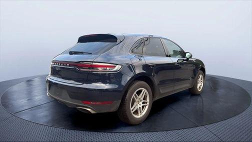 2020 Porsche Macan Base