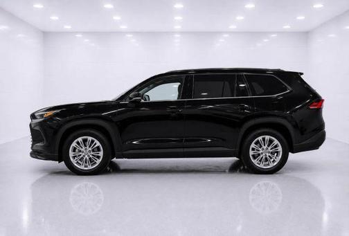 Black 2025 Toyota Grand Highlander XLE