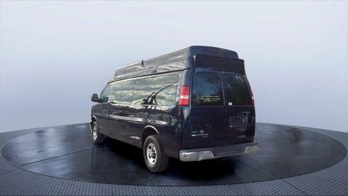 2010 Chevrolet Express 3500 LT