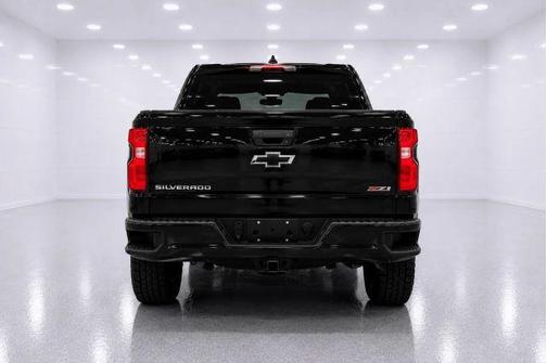 Gray 2022 Chevrolet Silverado 1500 LT Trail Boss