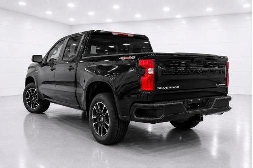 Black 2024 Chevrolet Silverado 1500 Custom