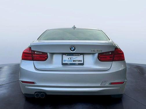 2013 BMW 328 i