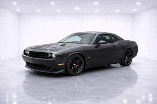 2014 Dodge Challenger SRT8
