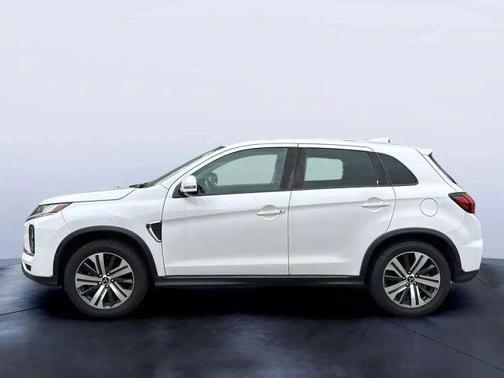 2020 Mitsubishi Outlander Sport SE