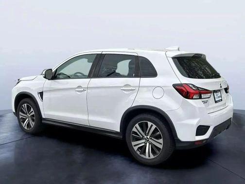 2020 Mitsubishi Outlander Sport SE