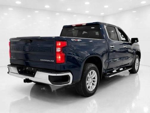 Gray 2021 Chevrolet Silverado 1500 LT
