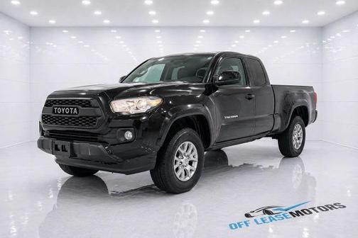 Black 2017 Toyota Tacoma SR5