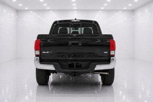 Black 2017 Toyota Tacoma SR5