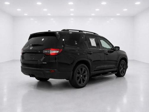 Black 2025 Honda Pilot Sport