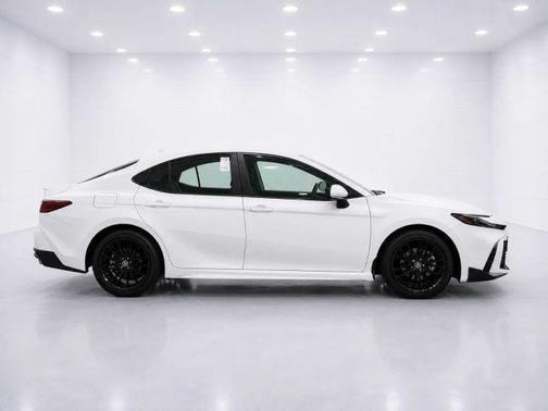 White 2025 Toyota Camry SE