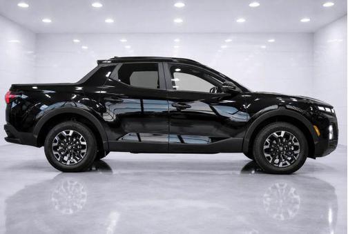 Black 2025 Hyundai SANTA CRUZ SEL