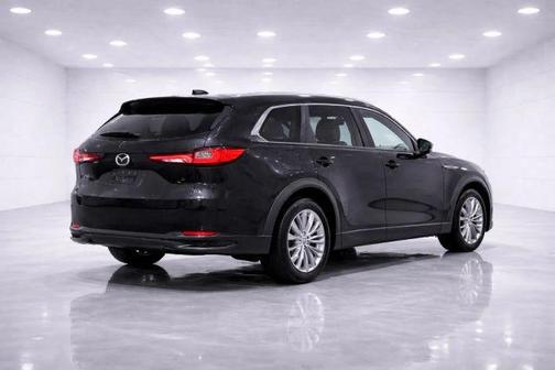 2024 Mazda CX-90 SE