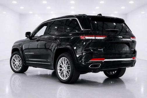 Black 2023 Jeep Grand Cherokee 4xe Summit