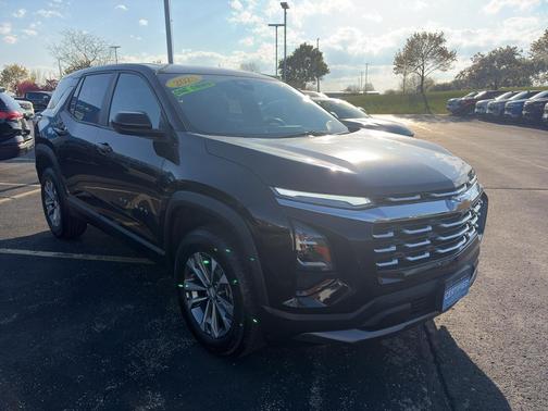 Mosaic Black Metallic 2025 Chevrolet Equinox 1LT