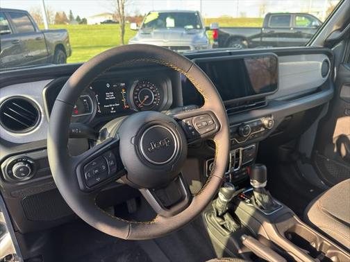 2025 Jeep Gladiator Willys