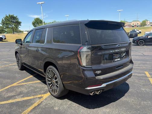 Sterling Gray Metallic 2026 Chevrolet Suburban High Country, 4WD