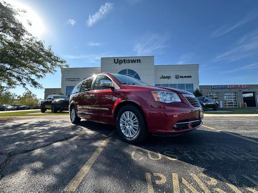 2012 Chrysler Town & Country Limited