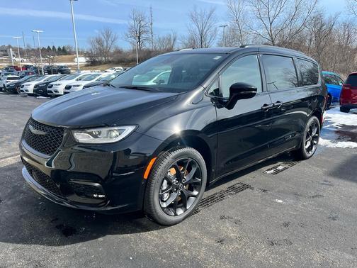 2026 Chrysler Pacifica Limited