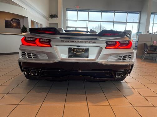 2026 Chevrolet Corvette E-Ray Convertible, 2LZ, RWD