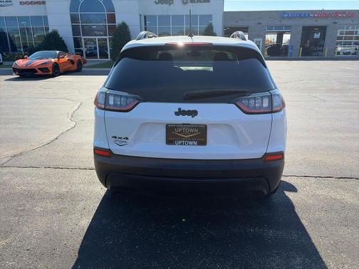 Bright White Clearcoat 2023 Jeep Cherokee Altitude