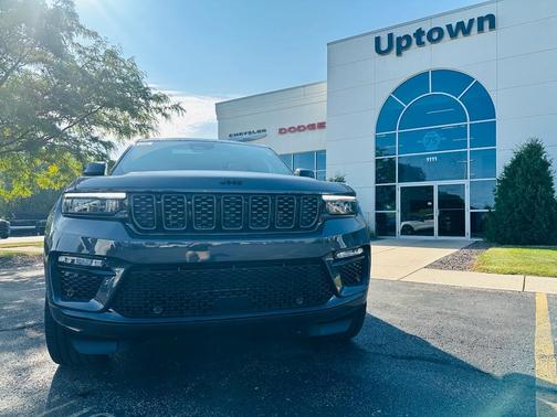 2025 Jeep Grand Cherokee Summit
