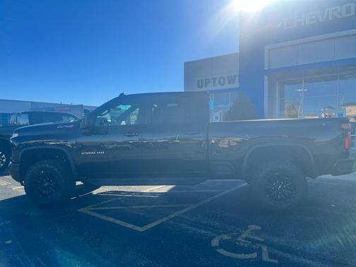 2026 Chevrolet Silverado 2500 ZR2