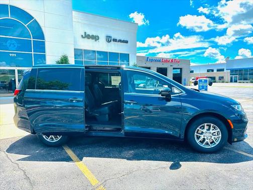 2025 Chrysler Pacifica L