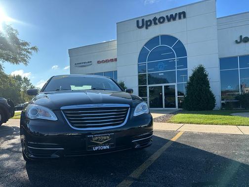 2013 Chrysler 200 Touring