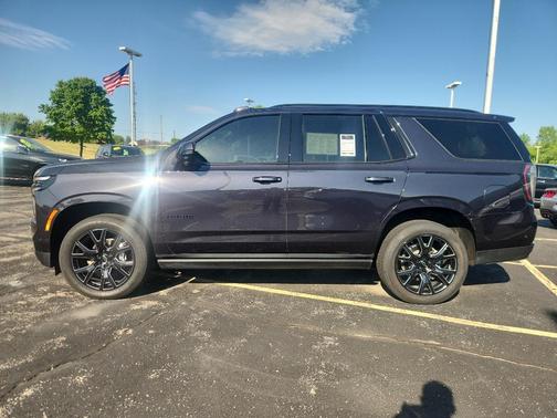 Dark Ash Metallic 2025 Chevrolet Tahoe Premier