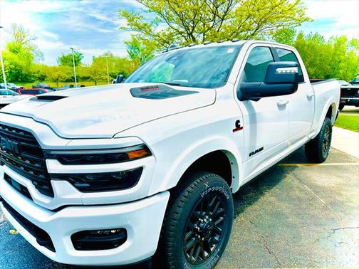 2025 RAM 2500 Limited Crew Cab 4x4 6'4' Box