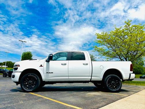 2025 RAM 2500 Limited Crew Cab 4x4 6'4' Box