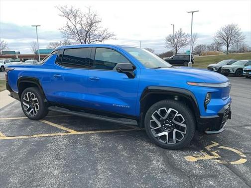 2025 Chevrolet Silverado EV RST