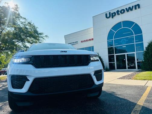 2025 Jeep Grand Cherokee Altitude