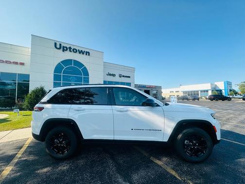 2025 Jeep Grand Cherokee Altitude