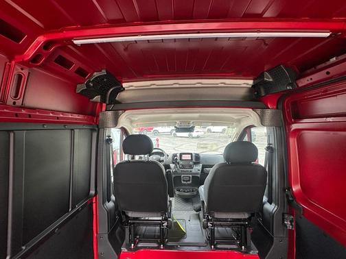 2025 RAM ProMaster 2500 Tradesman