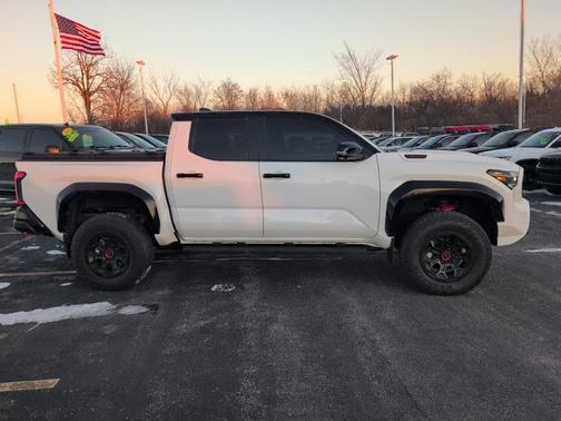 2024 Toyota Tacoma Hybrid TRD Pro