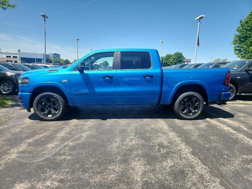 Hydro Blue Pearlcoat 2026 RAM 1500 Big Horn/Lone Star