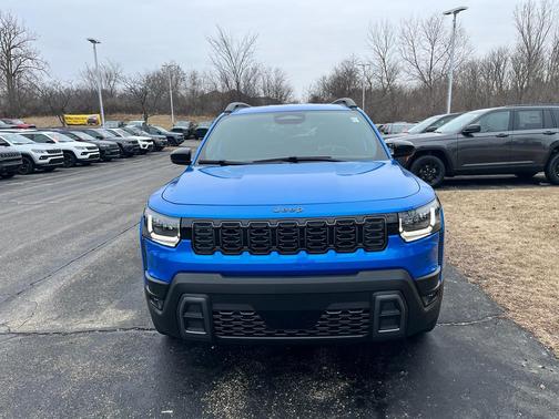 2026 Jeep Cherokee Laredo 4x4